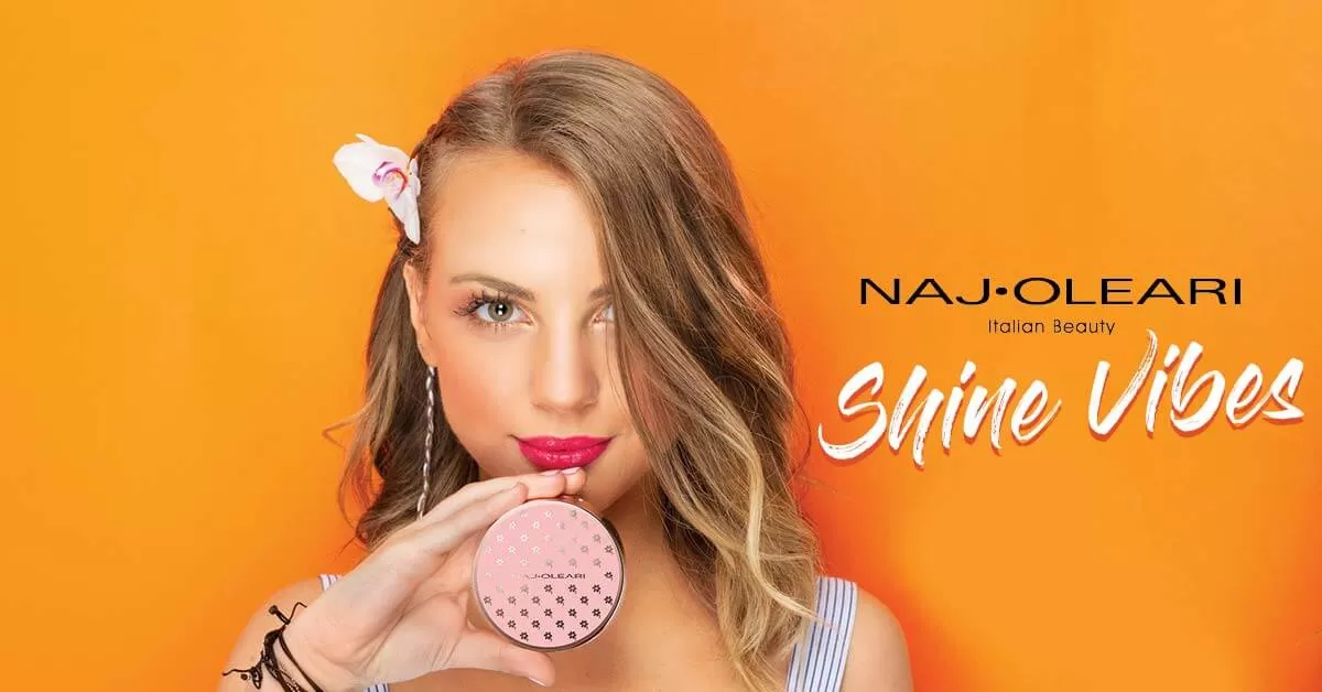 Naj-Oleari Shine Vibes Lipstick Nr. 01 Oro Scintillante – Glänzender Lippenstift, 2,8 G, Goldener Glanz